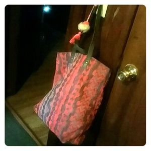 Cute handbag. Used for college for a month